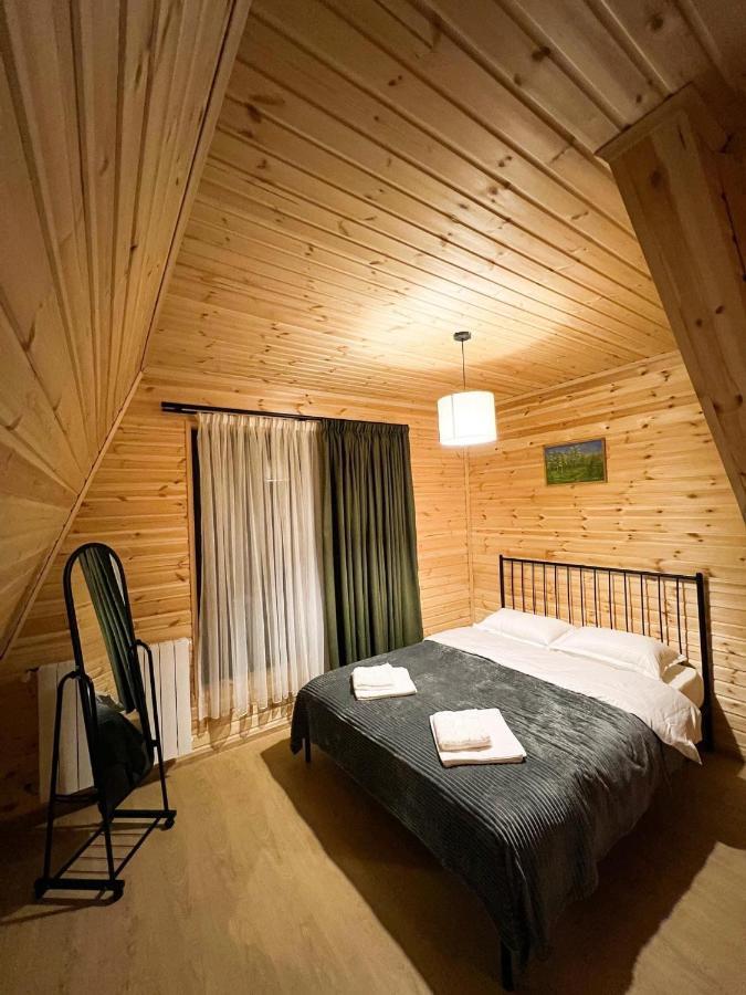 Memory Hut_Kazbegi Apartamento Exterior foto
