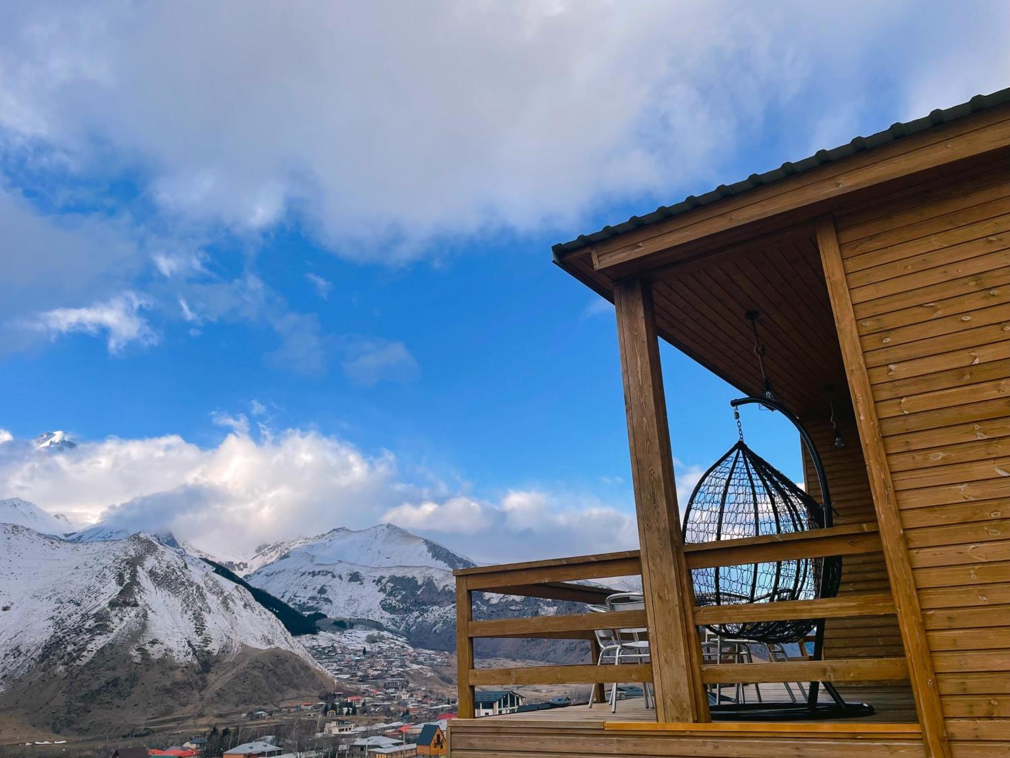 Memory Hut_Kazbegi Apartamento Exterior foto